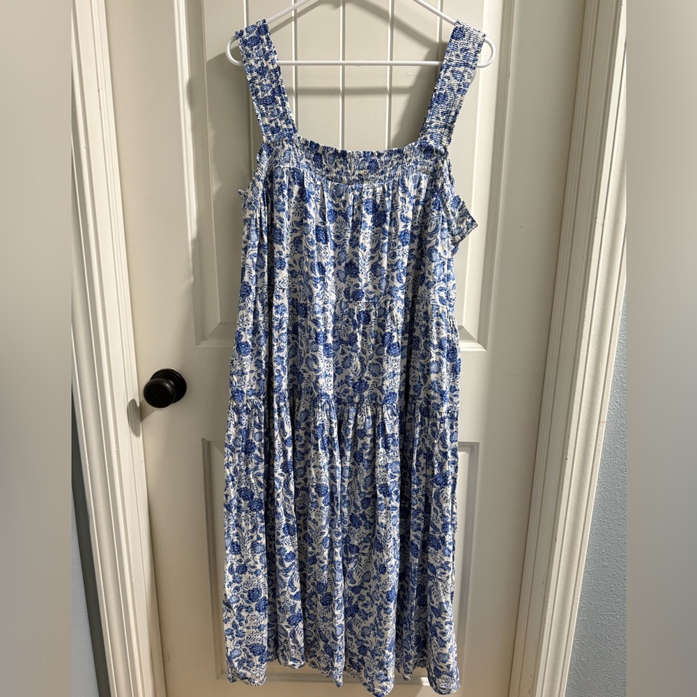 Old Navy Blue and White Floral Dress